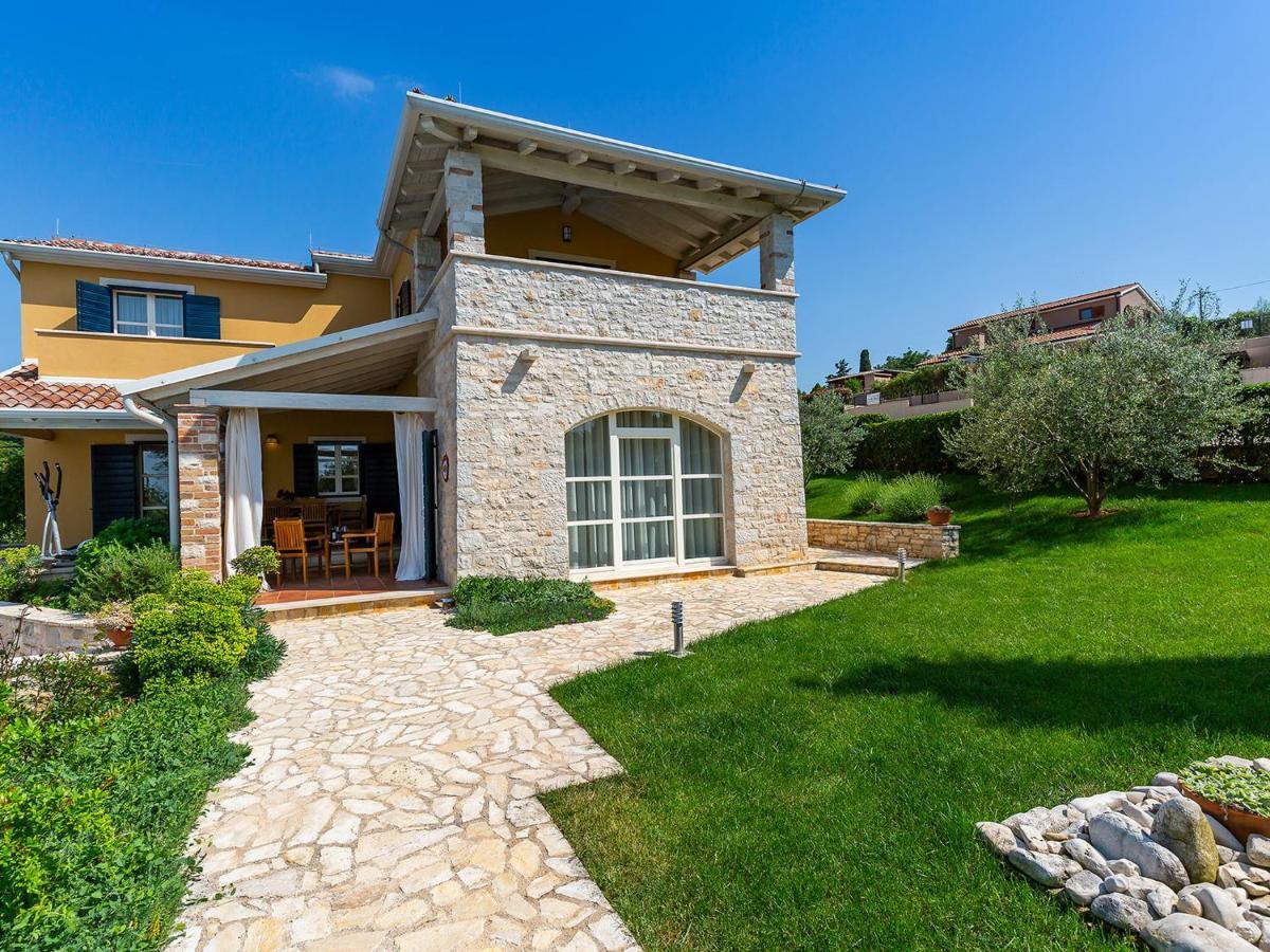 Villa Salvea With Heated Pool Montižana 外观 照片