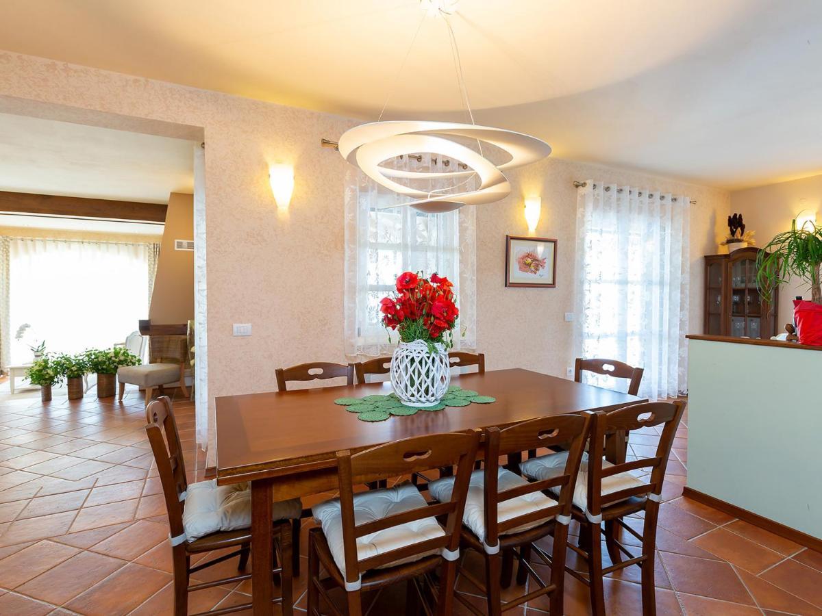 Villa Salvea With Heated Pool Montižana 外观 照片